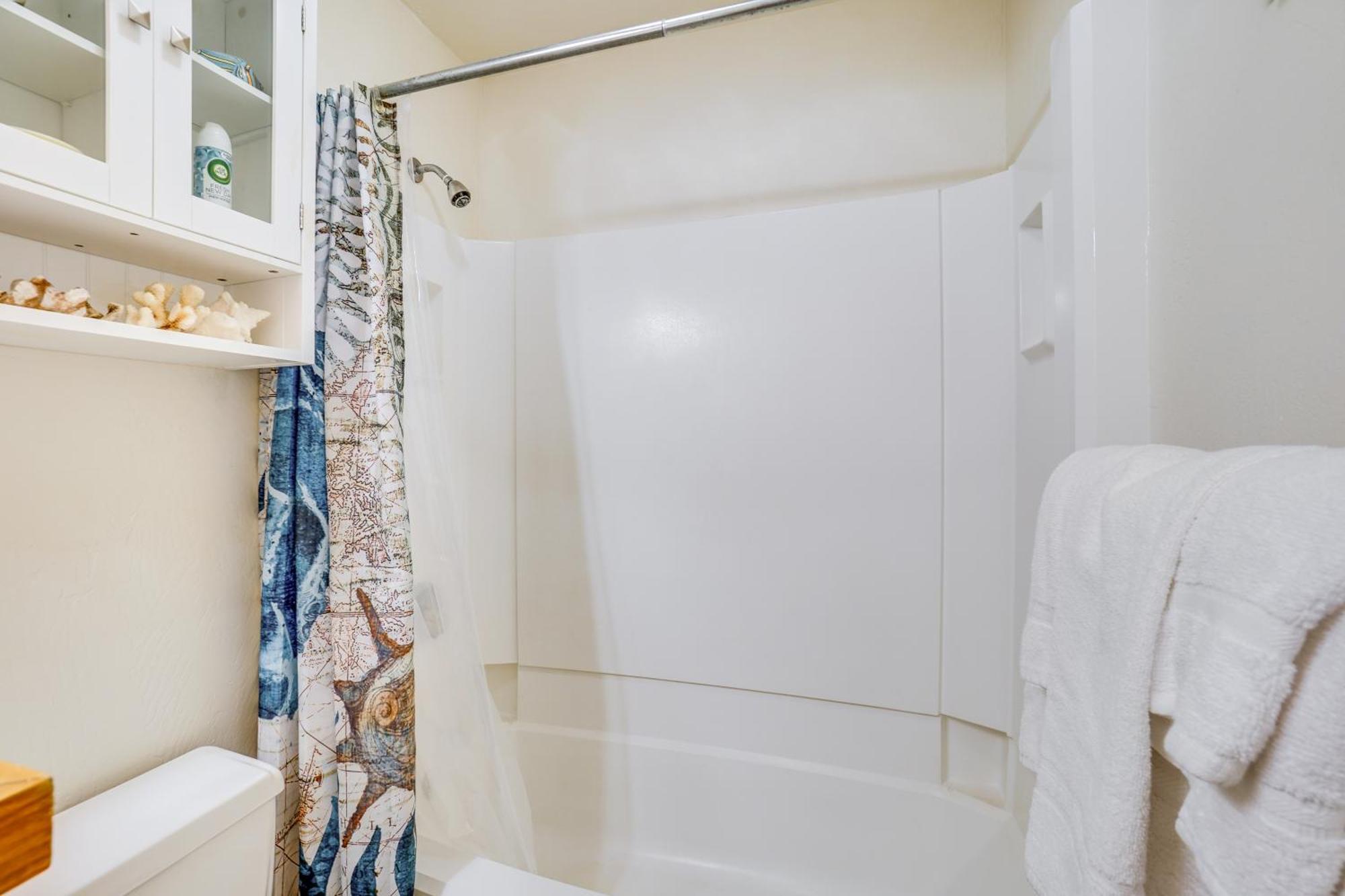 Kaunakakai Condo With Private Lanai And Ocean Views! Bagian luar foto